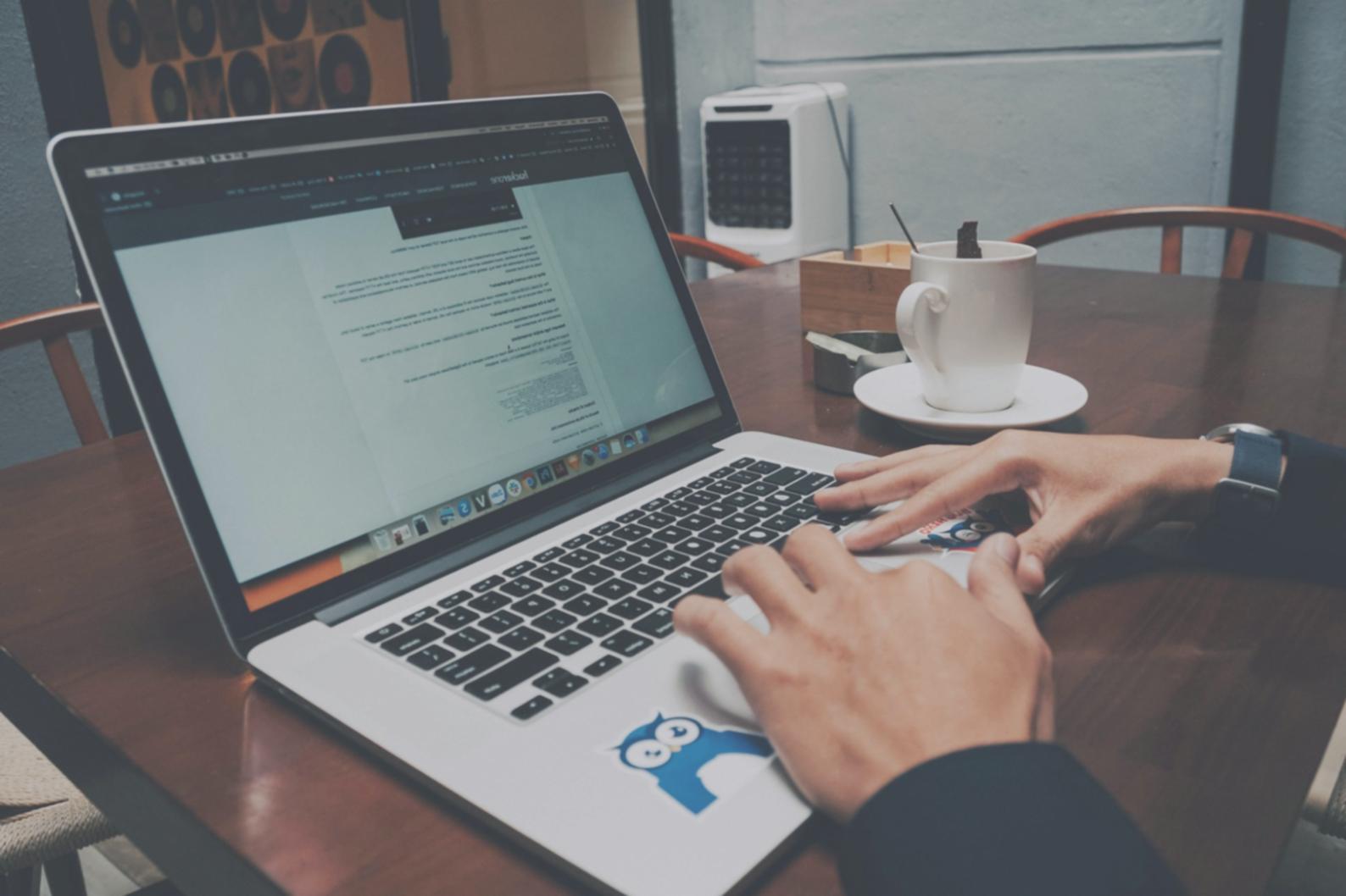 Finanzberatung und persönliche Unterstützung bei estraviont